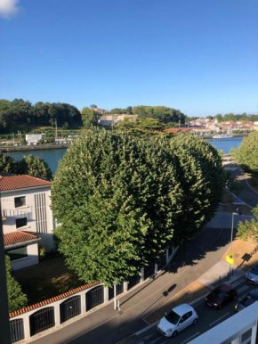 BAYONNE CENTRE VILLE T2 VUE SUR L'ADOUR